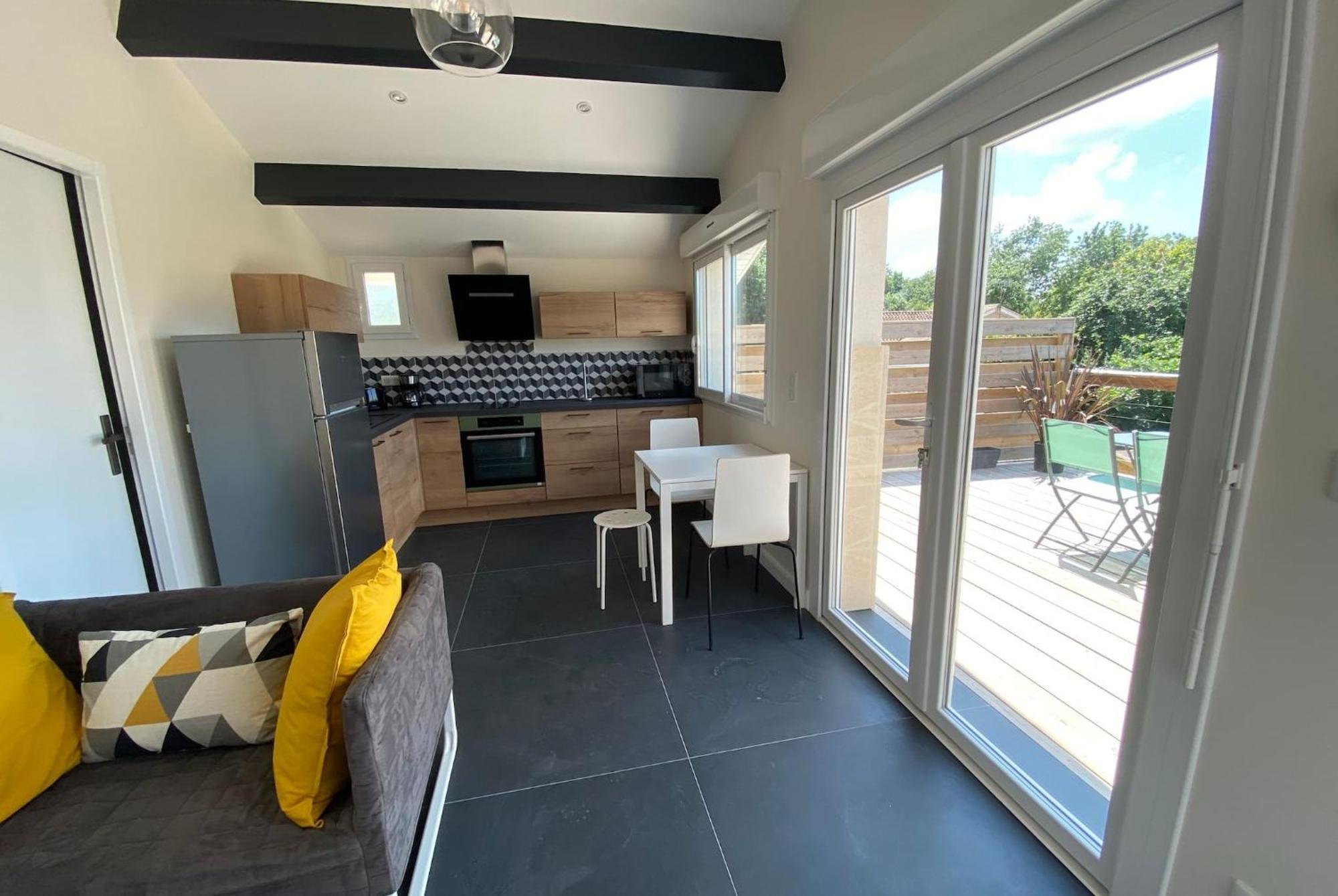 Appartement Des Pignons A Lege Bourg Exterior photo